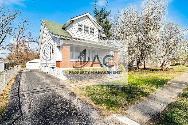 House for rent at 1837 Lower Hunters Trace, Louisville, KY 40216