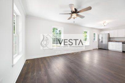 Apartment for rent at 363 Old US-Highway 70, Black Mountain, NC 28711