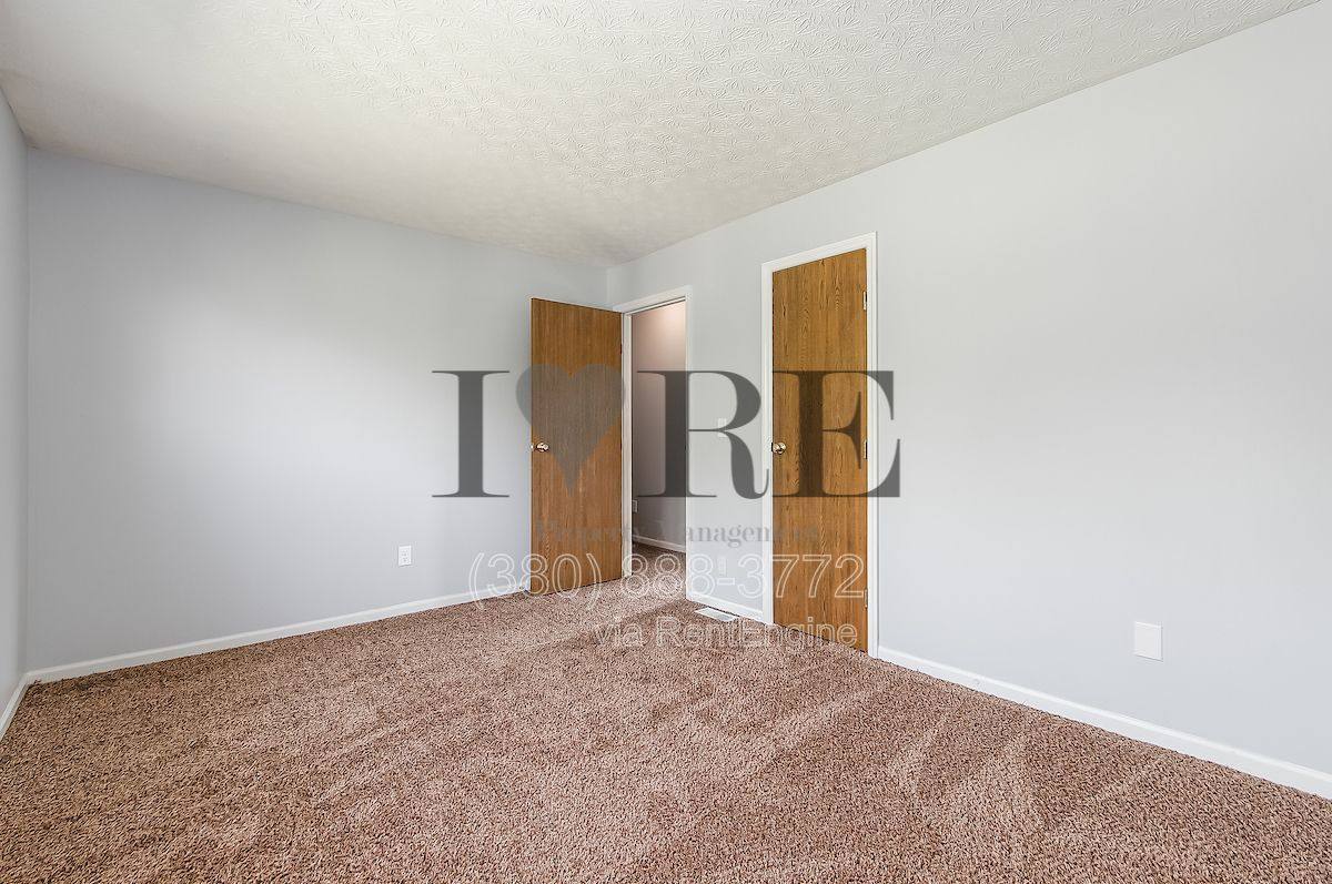 Apartment for rent at 1433 Tall Meadows Dr, Columbus, OH 43223