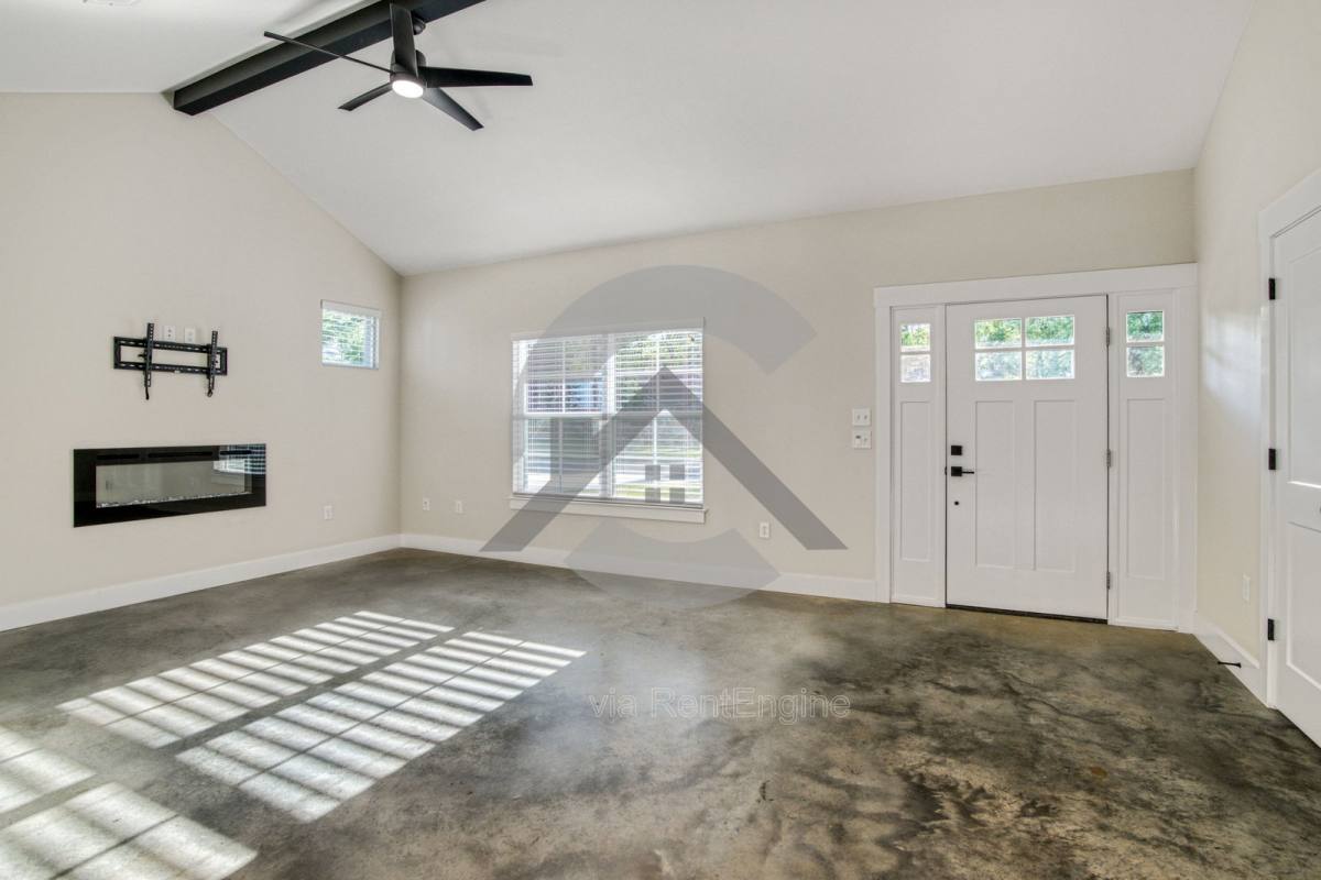 House for rent at 516 Ash St, Conway, AR 72034