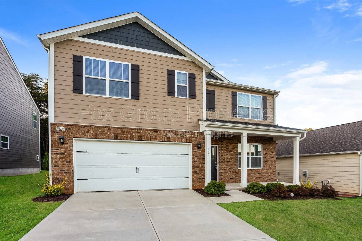 House for rent at 173 Calvin Creek Dr, Troutman, NC 28166