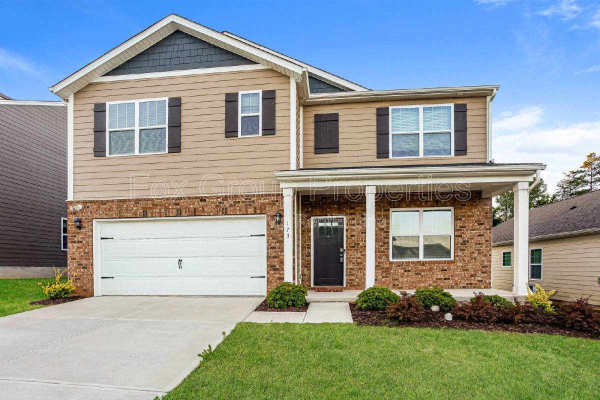 House for rent at 173 Calvin Creek Dr, Troutman, NC 28166