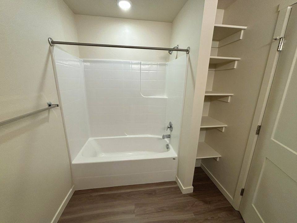 Apartment for rent at Cleveland Square, 808 Cleveland Blvd, Caldwell, ID 83605