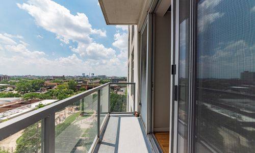 Apartment for rent at 1620 S Michigan Ave, Chicago, IL 60616