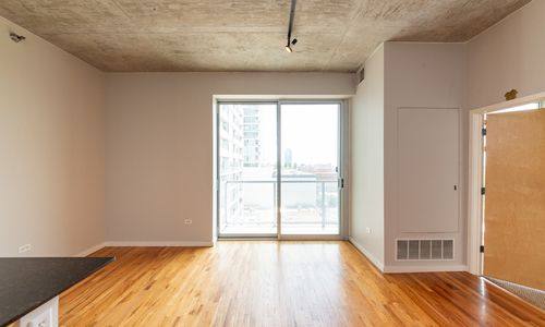 Apartment for rent at 1620 S Michigan Ave, Chicago, IL 60616