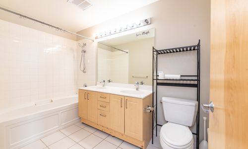 Apartment for rent at 1620 S Michigan Ave, Chicago, IL 60616
