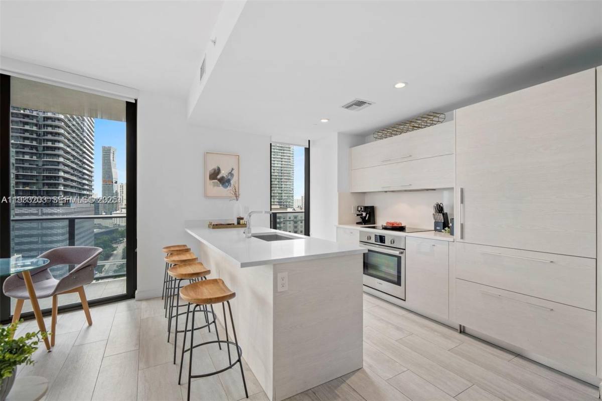 Condo for rent at 45 SW 9th St #1403, Miami, FL 33130