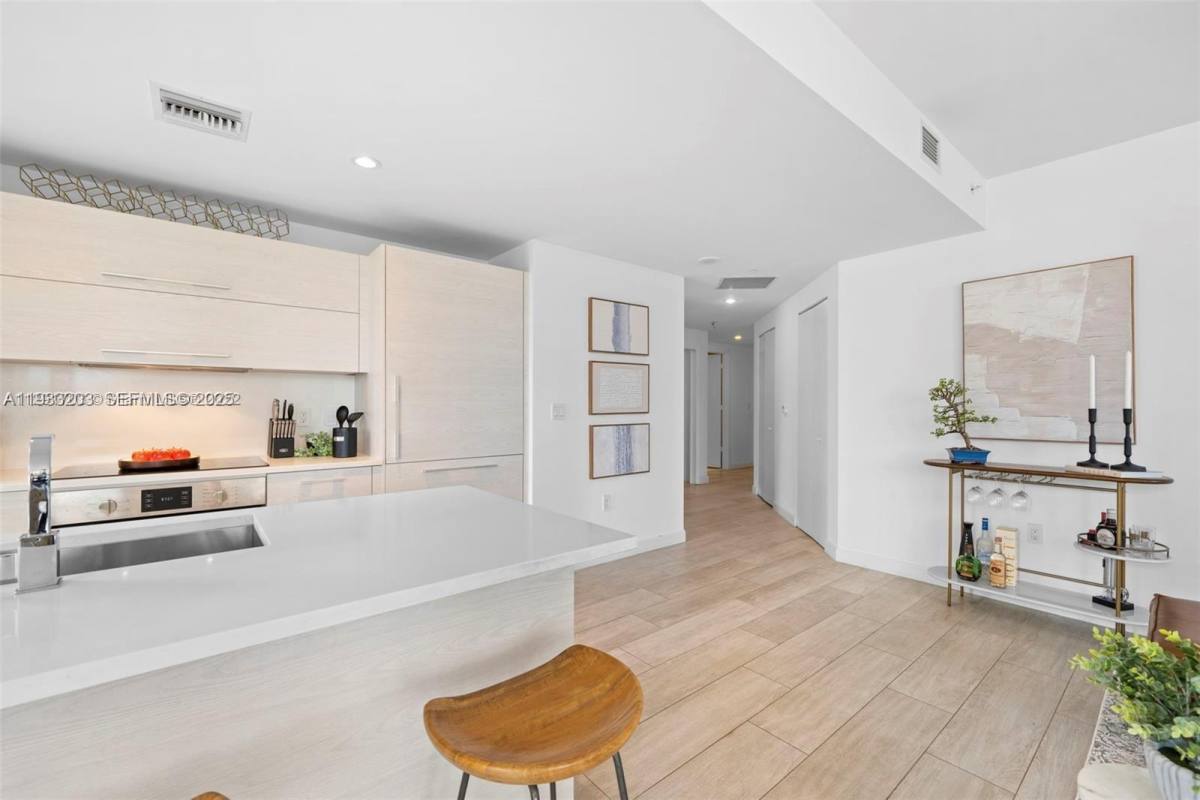 Condo for rent at 45 SW 9th St #1403, Miami, FL 33130