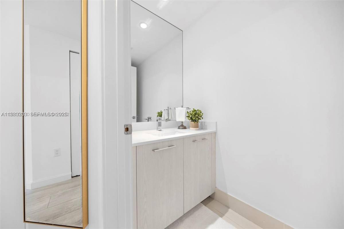 Condo for rent at 45 SW 9th St #1403, Miami, FL 33130
