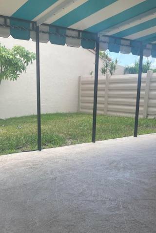 Townhouse for rent at 14728 Balgowan Rd, Hialeah, FL 33016