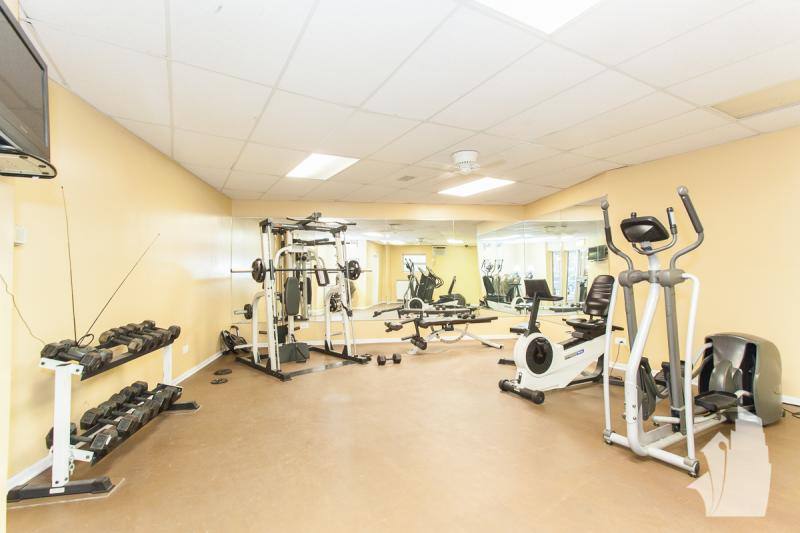 Apartment for rent at 6401 N Sheridan Rd, Chicago, IL 60626