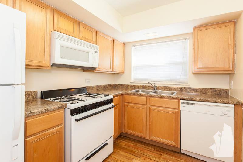 Apartment for rent at 6401 N Sheridan Rd, Chicago, IL 60626