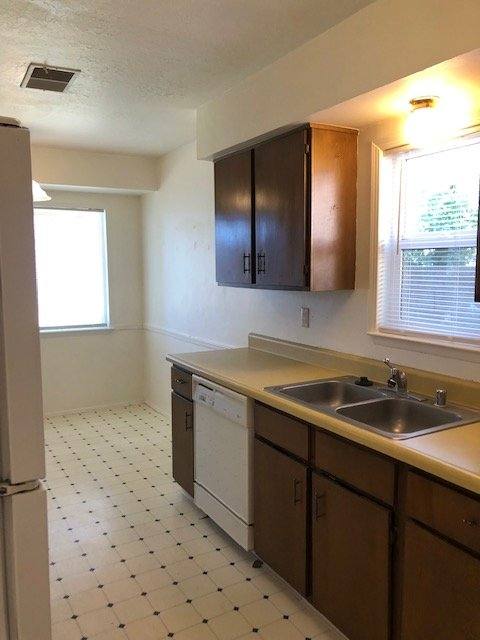 House for rent at 8129 Shannon St NE, Albuquerque, NM 87109