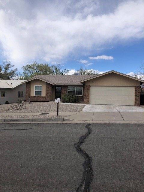 House for rent at 8129 Shannon St NE, Albuquerque, NM 87109