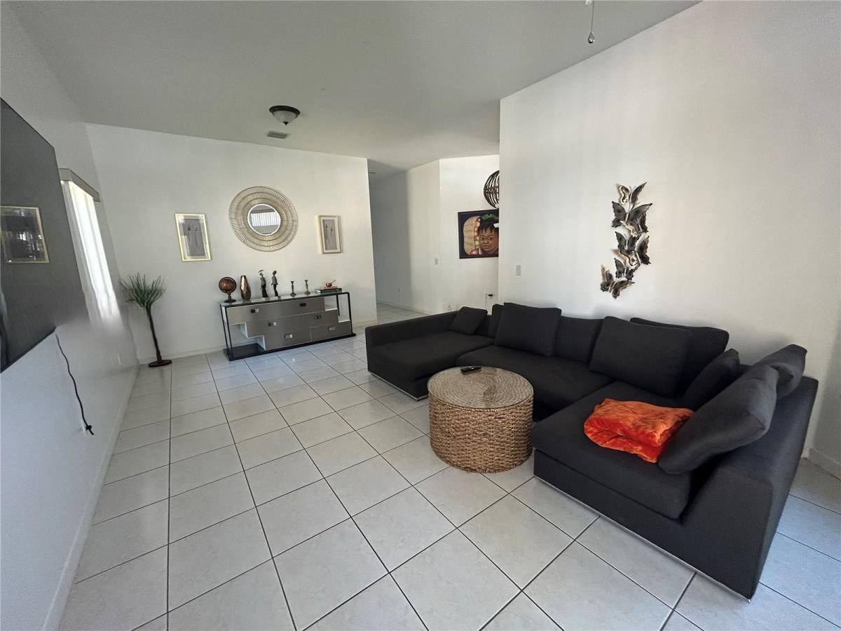 House for rent at 14186 SW 32nd St, Hollywood, FL 33027
