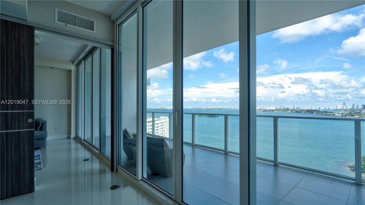 Apartment for rent at 2020 N Bayshore Dr #1905, Miami, FL 33137