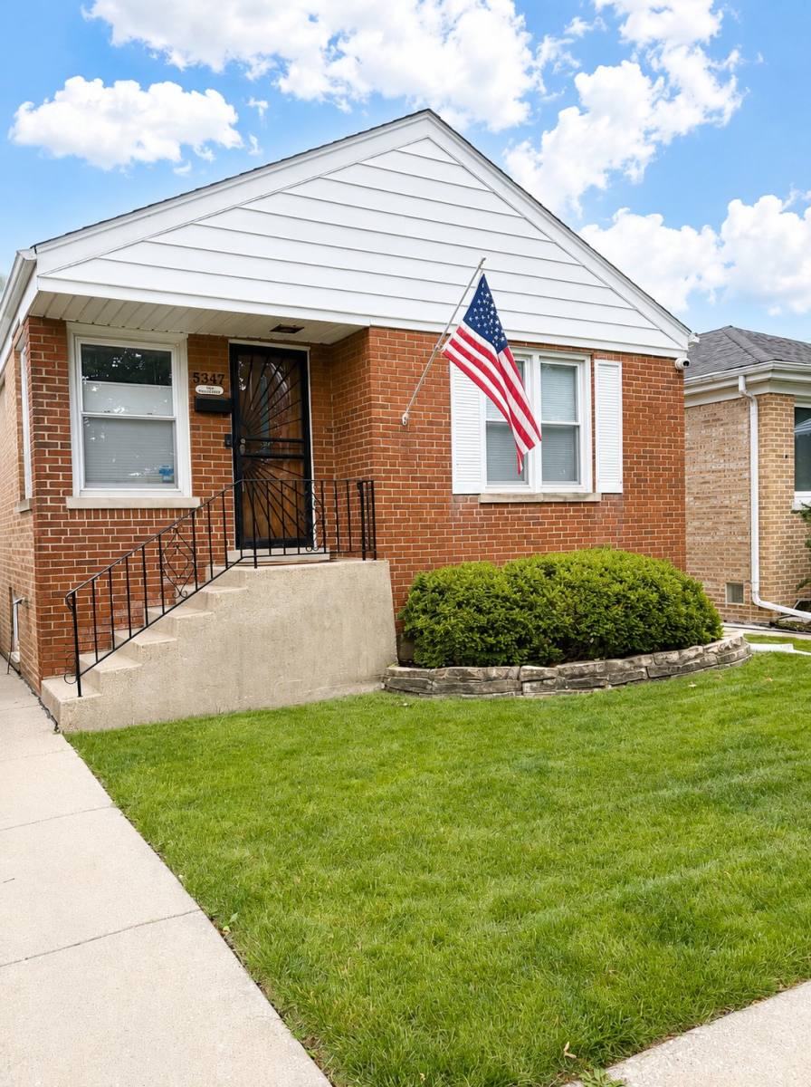 House for rent at 5347 N Mont Clare Ave, Chicago, IL 60656