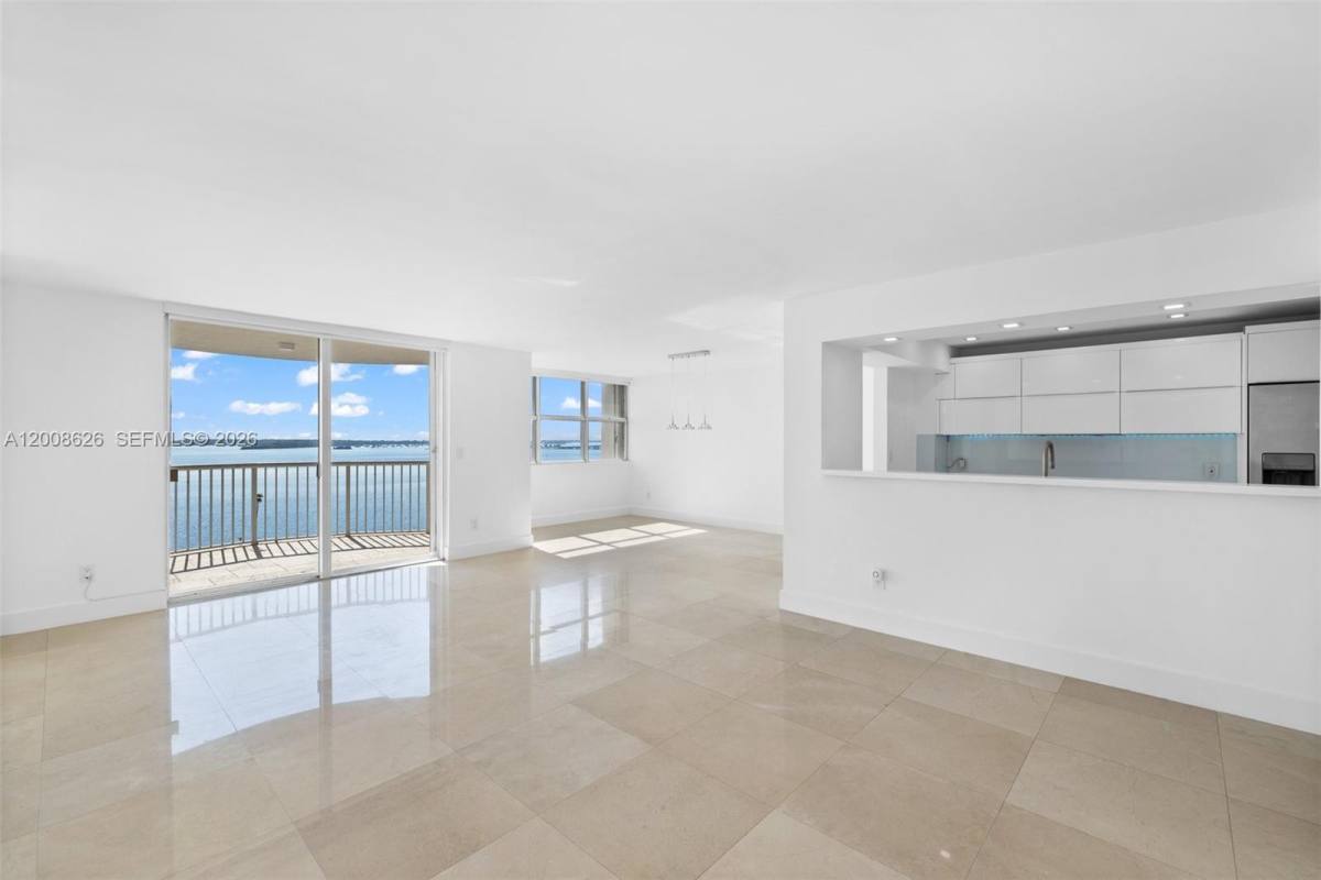 Condo for rent at 1420 Brickell Bay Dr #1001A, Miami, FL 33131