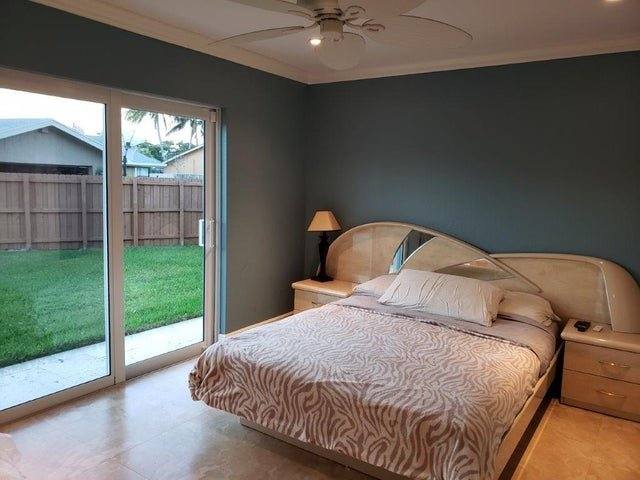House for rent at 801 NW 49th Way, Pompano Beach, FL 33063