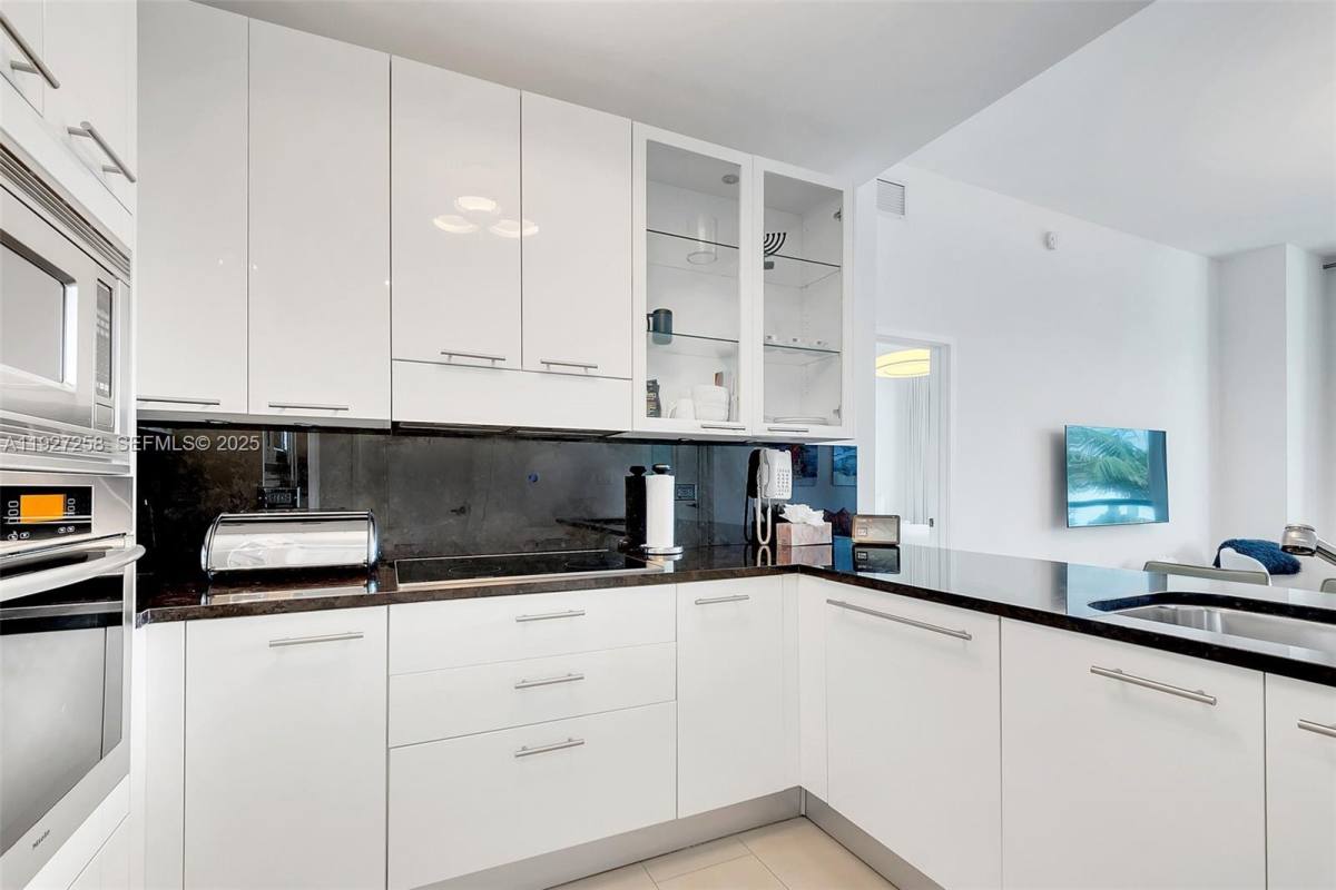 Apartment for rent at 6799 Collins Ave #312, Miami Beach, FL 33141