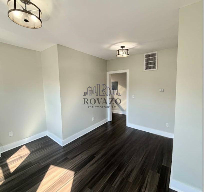 Apartment for rent at 154 Sanford St #2, East Orange, NJ 07018