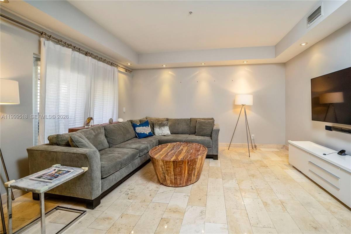 Townhouse for rent at 1413 Sunset Harbour Dr #TOWNHOUSE, Miami Beach, FL 33139