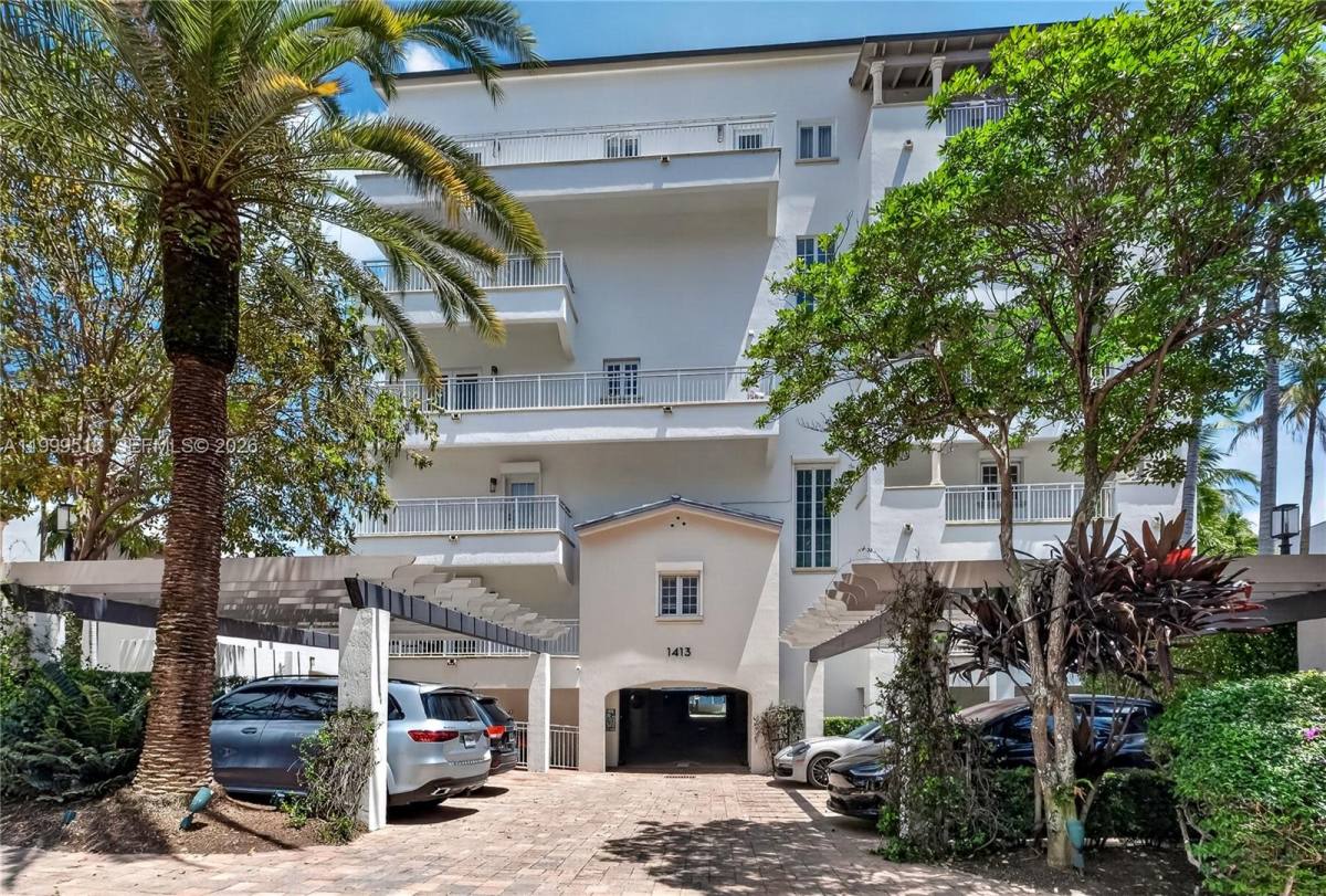 Townhouse for rent at 1413 Sunset Harbour Dr #TOWNHOUSE, Miami Beach, FL 33139