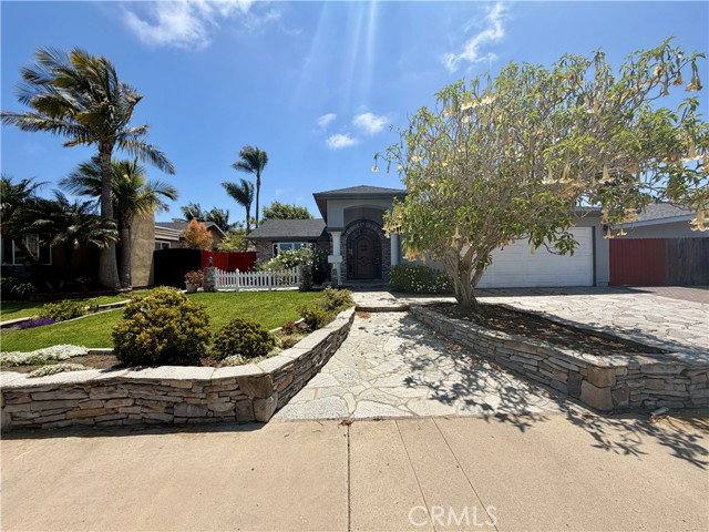 House for rent at 9272 Sunridge Dr, Huntington Beach, CA 92646