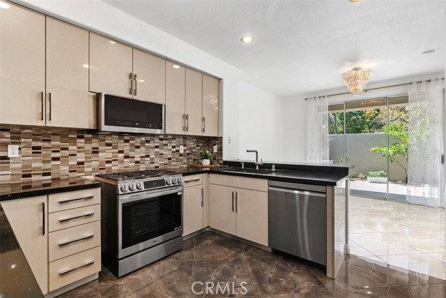 Apartment for rent at 3 Haggerston Aisle, Irvine, CA 92603