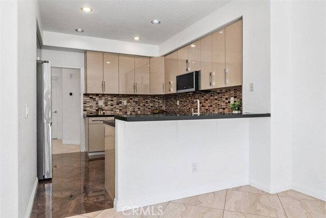 Apartment for rent at 3 Haggerston Aisle, Irvine, CA 92603