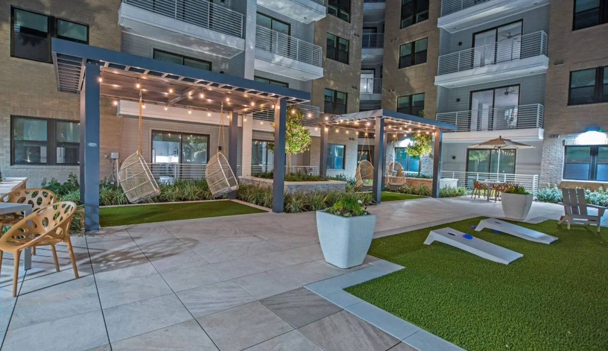 Apartment for rent at 3636 W Dallas St, Houston, TX 77019
