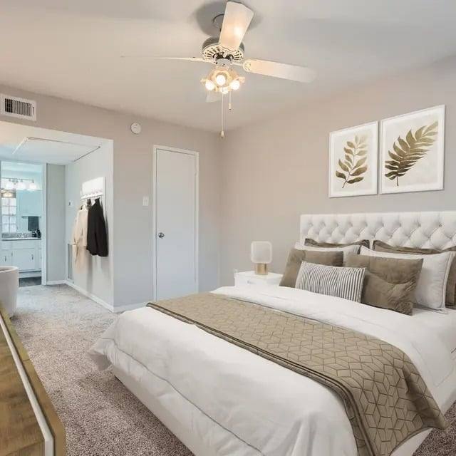 Apartment for rent at 2010 Winrock Blvd, Houston, TX 77057
