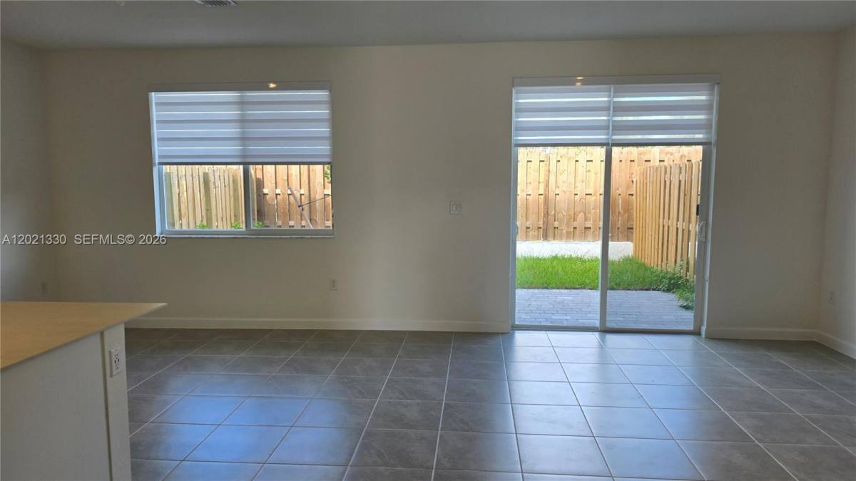 Townhouse for rent at 713 SE 13th St Circle, Homestead, FL 33034