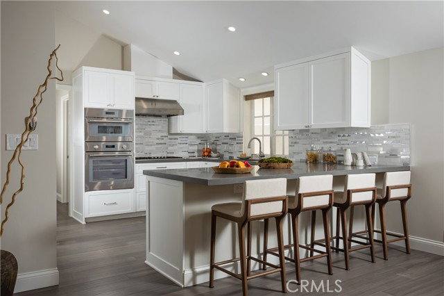 House for rent at 606 36th St, Newport Beach, CA 92663