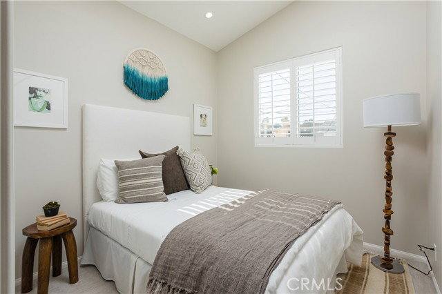 House for rent at 606 36th St, Newport Beach, CA 92663