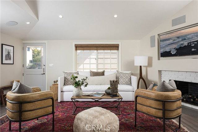 House for rent at 606 36th St, Newport Beach, CA 92663