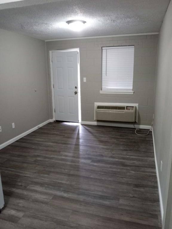 Apartment for rent at 1750 N Green St, Henderson, KY 42420
