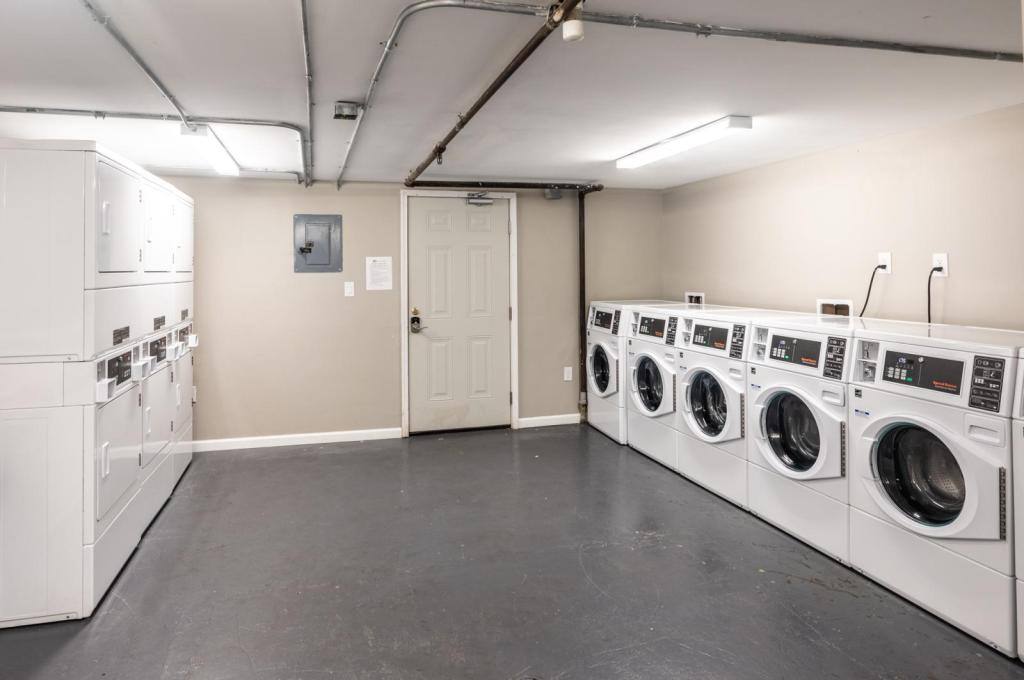 Apartment for rent at 1750 N Green St, Henderson, KY 42420