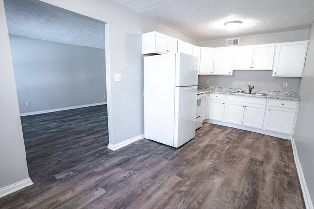 Apartment for rent at 2820 Browns Dr #B6, Henderson, KY 42420