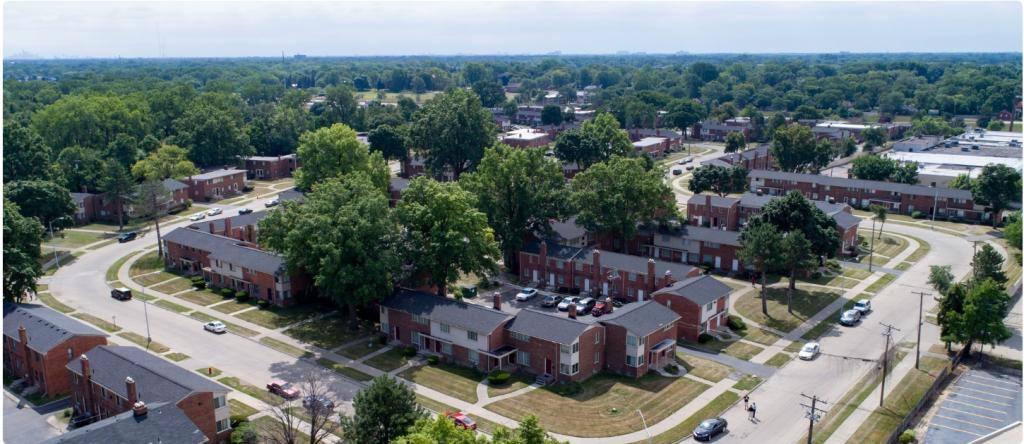 Townhouse for rent at 14075 Riverview St, Detroit, MI 48223