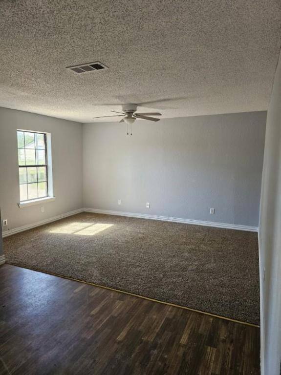 Apartment for rent at 401 S 1st St #2, Mabank, TX 75147