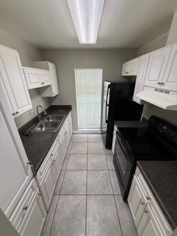 Apartment for rent at 39332 Greenmeadow Dr, Zephyrhills, FL 33542