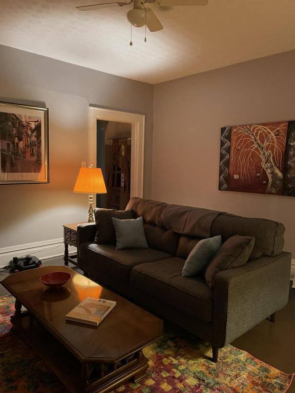 Townhouse for rent at 875 Heyl Ave, Columbus, OH 43206