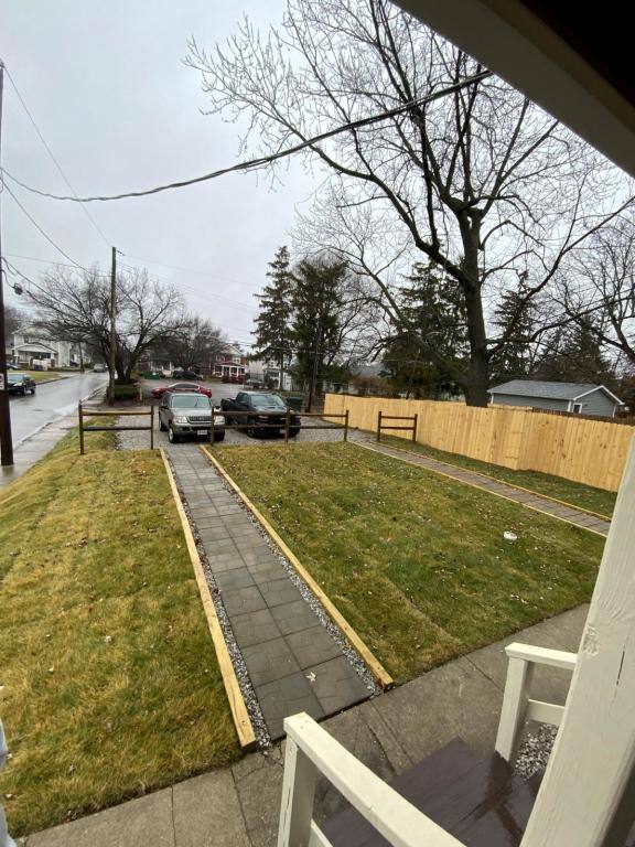 Townhouse for rent at 877 Heyl Ave, Columbus, OH 43206