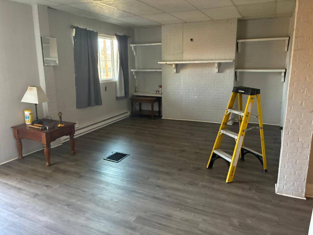 House for rent at 2319 S Braddock Ave #2, Pittsburgh, PA 15218