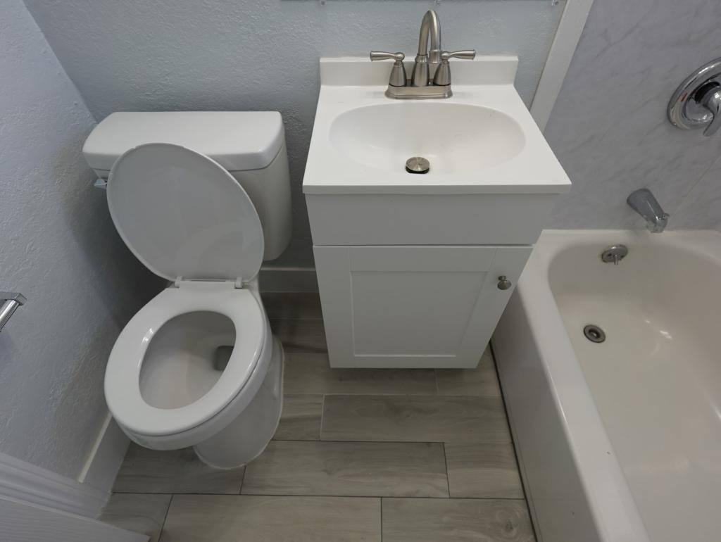 House for rent at 715 E Market St, Salinas, CA 93905