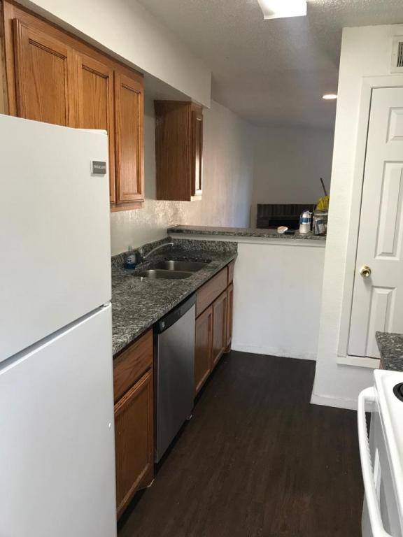 Apartment for rent at 101 S Las Vegas Trail, Fort Worth, TX 76108