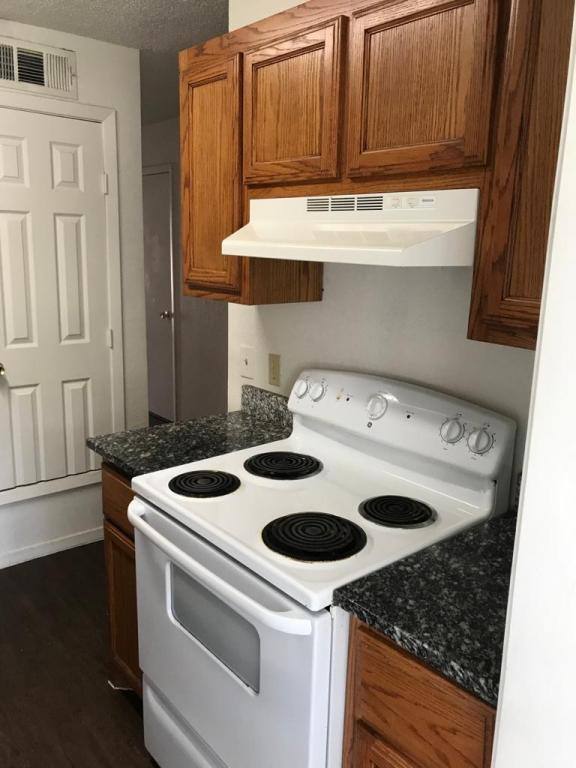 Apartment for rent at 101 S Las Vegas Trail, Fort Worth, TX 76108