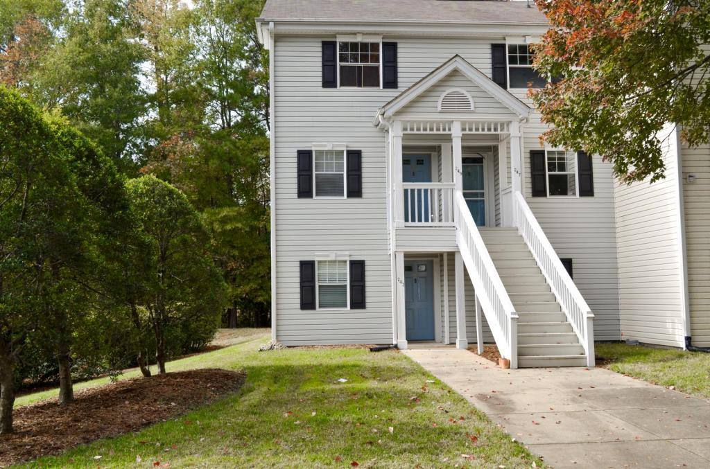 Apartment for rent at 249 Schultz St, Chapel Hill, NC 27514