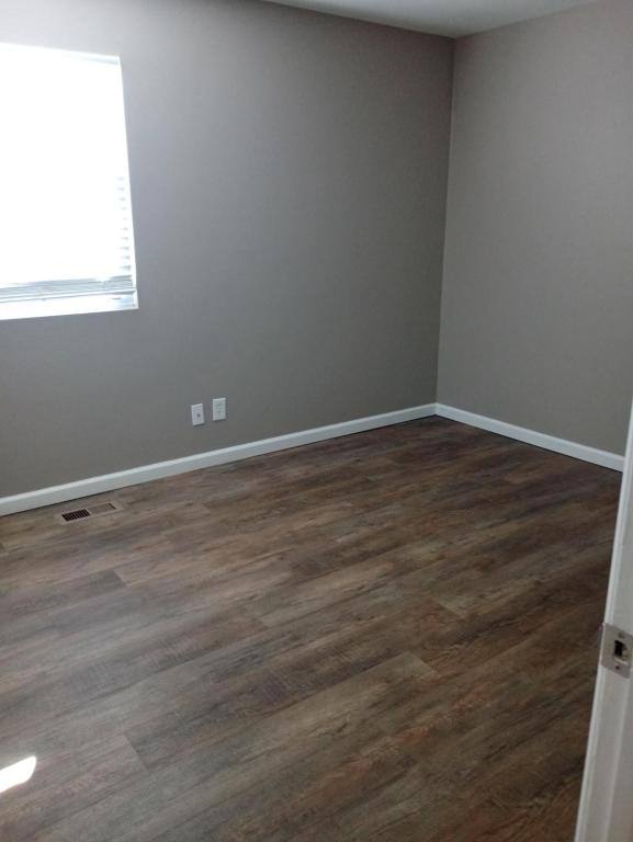 Apartment for rent at 2425 N Park Dr #1E, Henderson, KY 42420